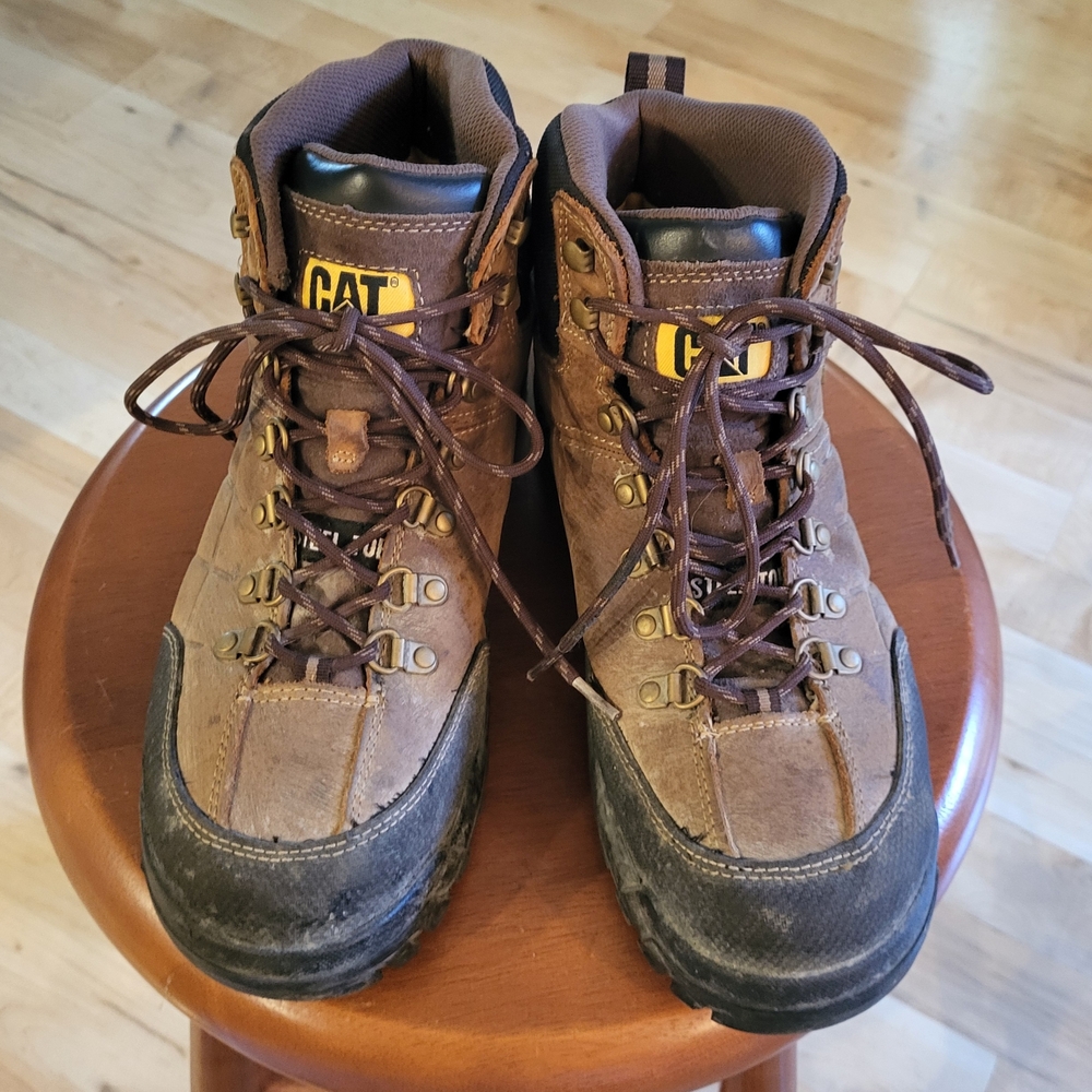 Men's CAT Steel Toe Sz10